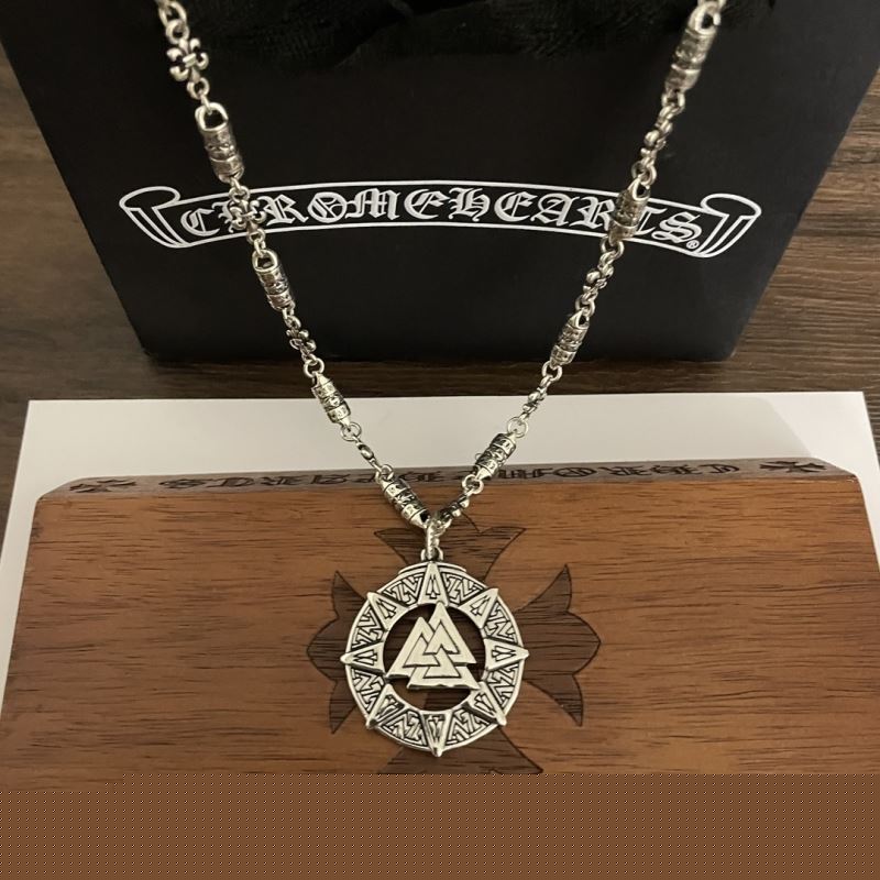 Ch**me He**ts necklaces